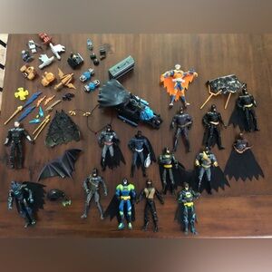 • BATMAN COLLECTION •